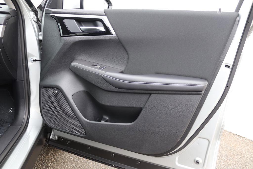 New 2026 Mitsubishi Outlander ES image 33