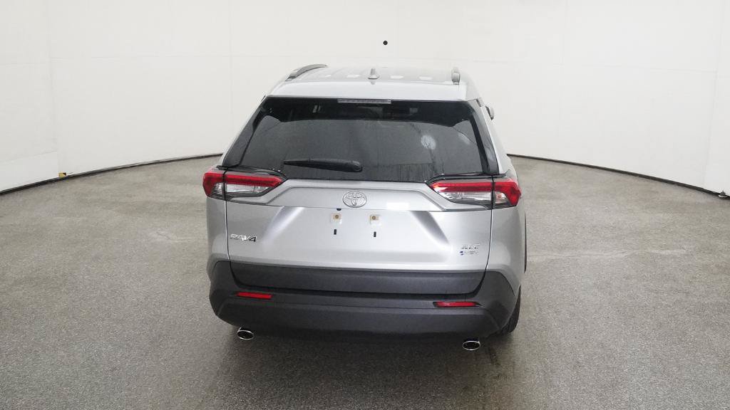 New 2025 Toyota RAV4 XLE AWD/4WD image 10