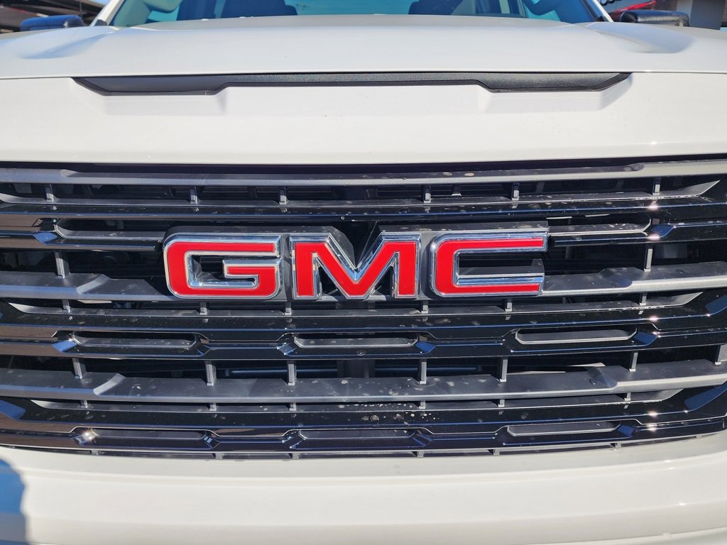 New 2026 GMC Sierra 1500 Elevation image 10