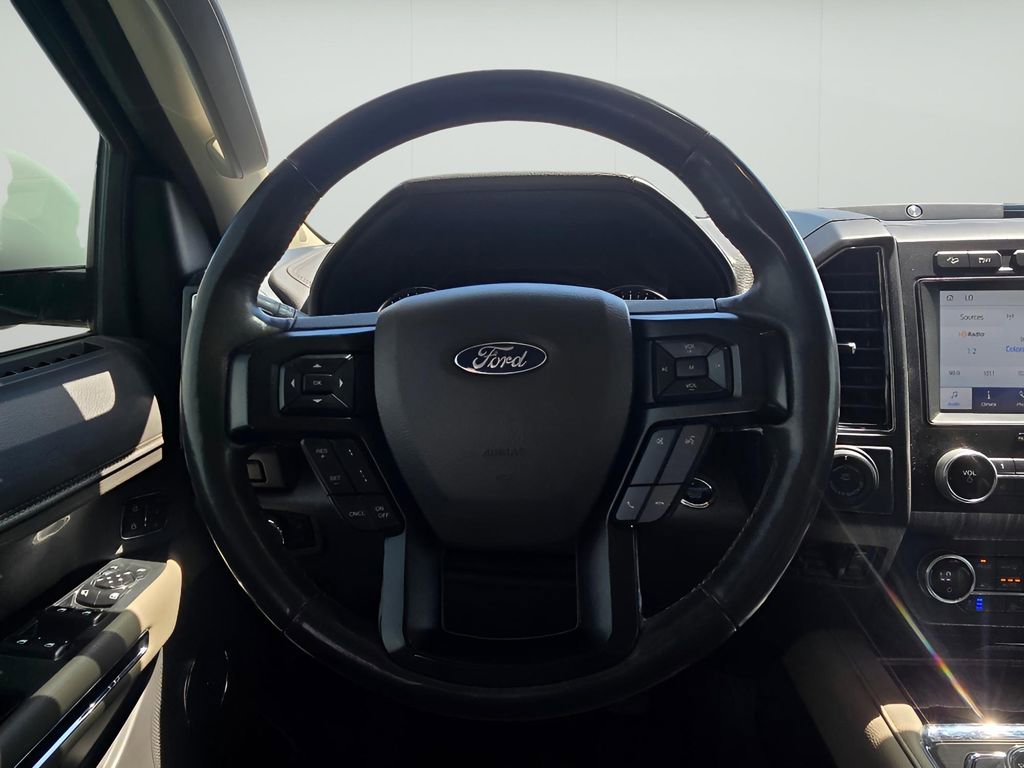 Used 2020 Ford Expedition Limited w/ Equipment Group 302A AWD/4WD image 11