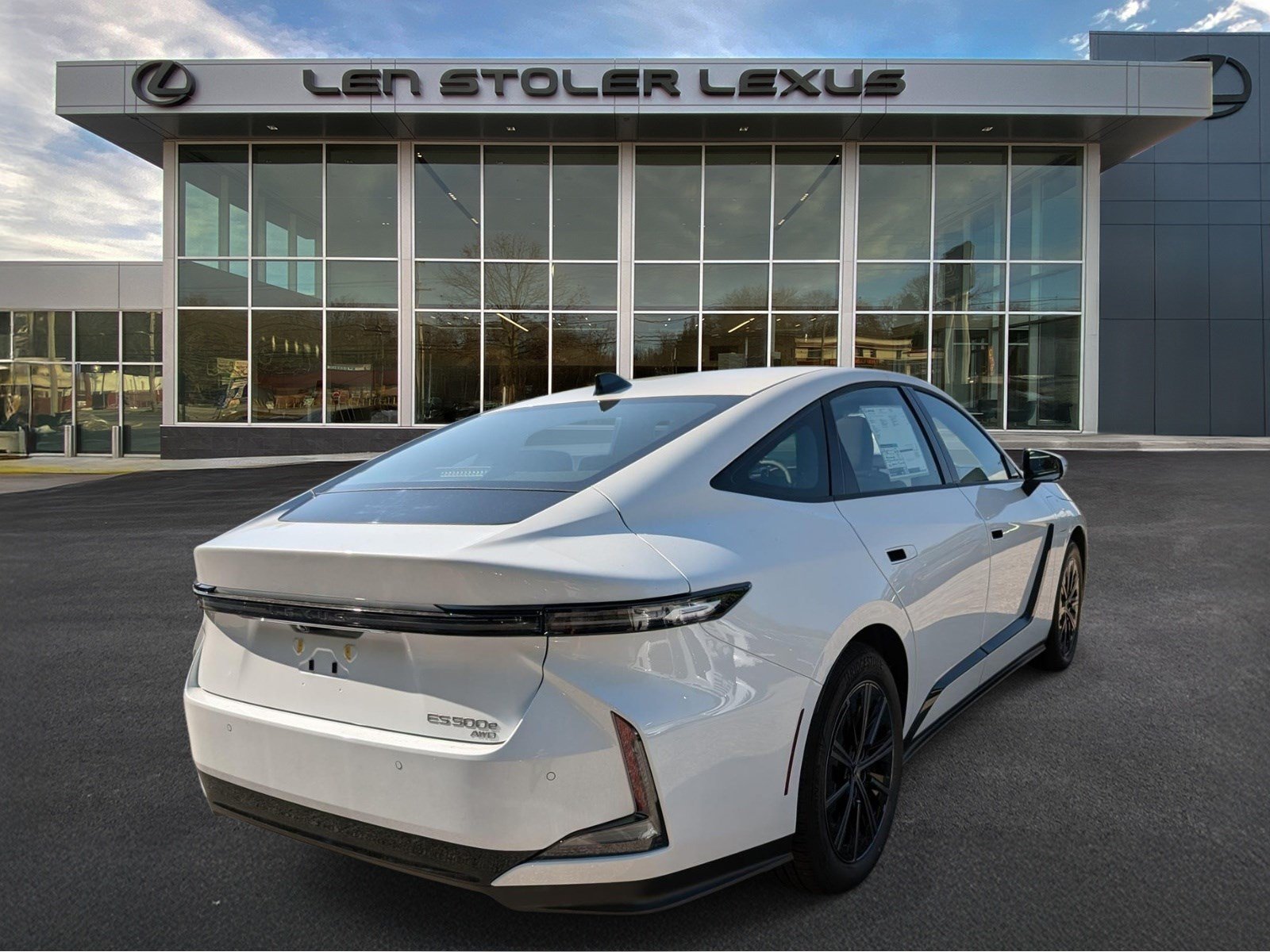 New 2026 Lexus ES 500e w/ Convenience Package AWD/4WD image 2