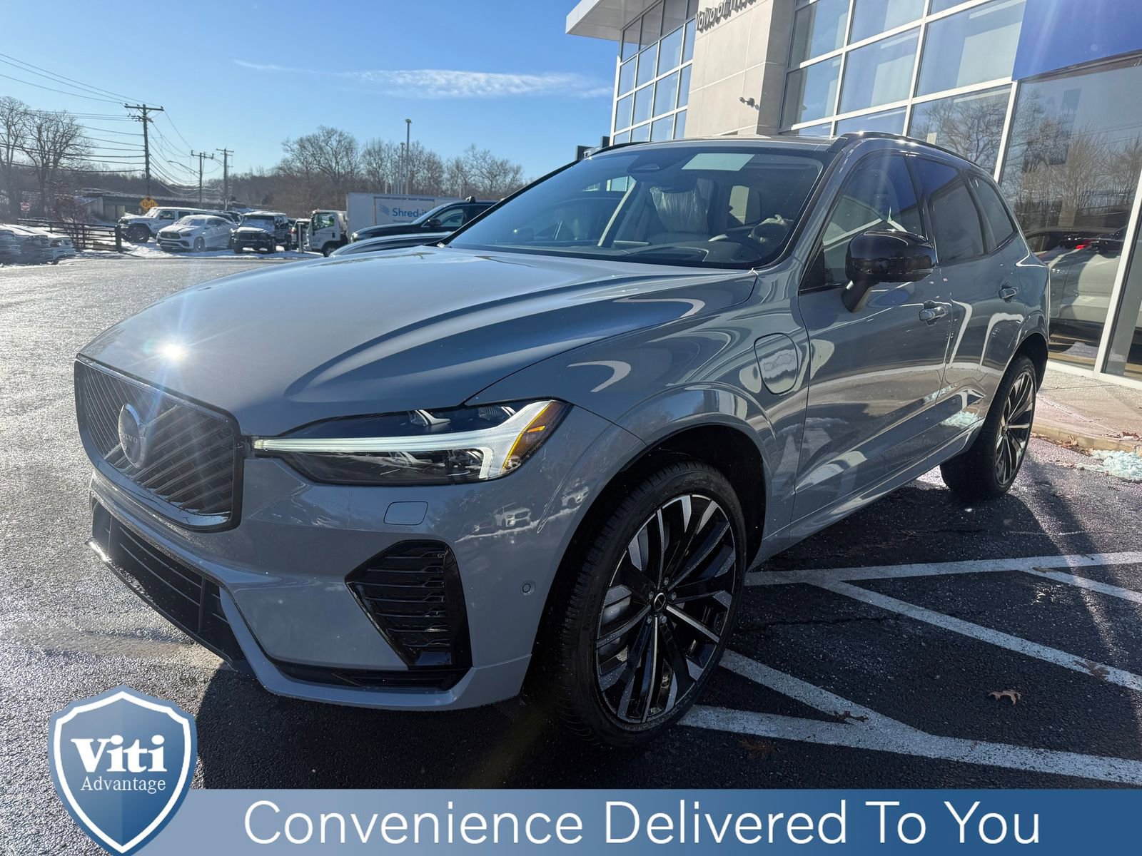 New 2026 Volvo XC60 T8 Ultra w/ Protection Package Premier image 4