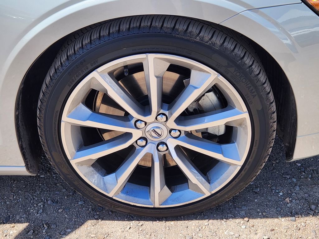 Used 2020 Volvo S60 T6 Momentum w/ Protection Package image 15