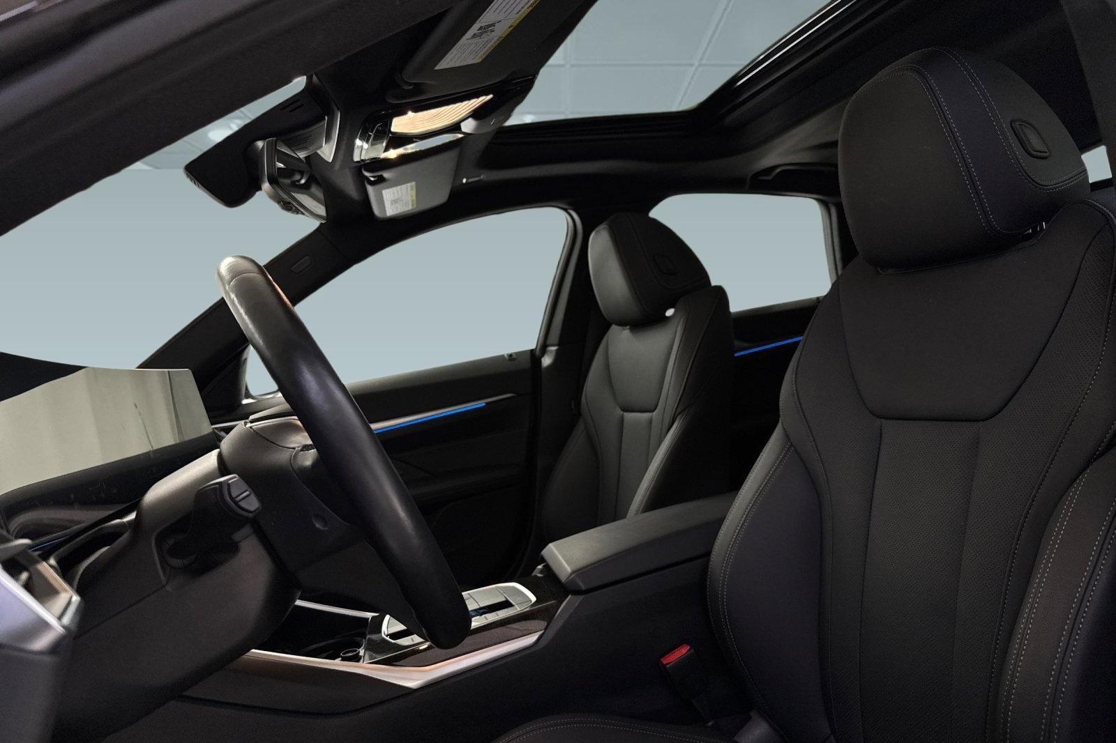 Certified 2023 BMW i4 eDrive40 w/ Premium Package RWD image 15