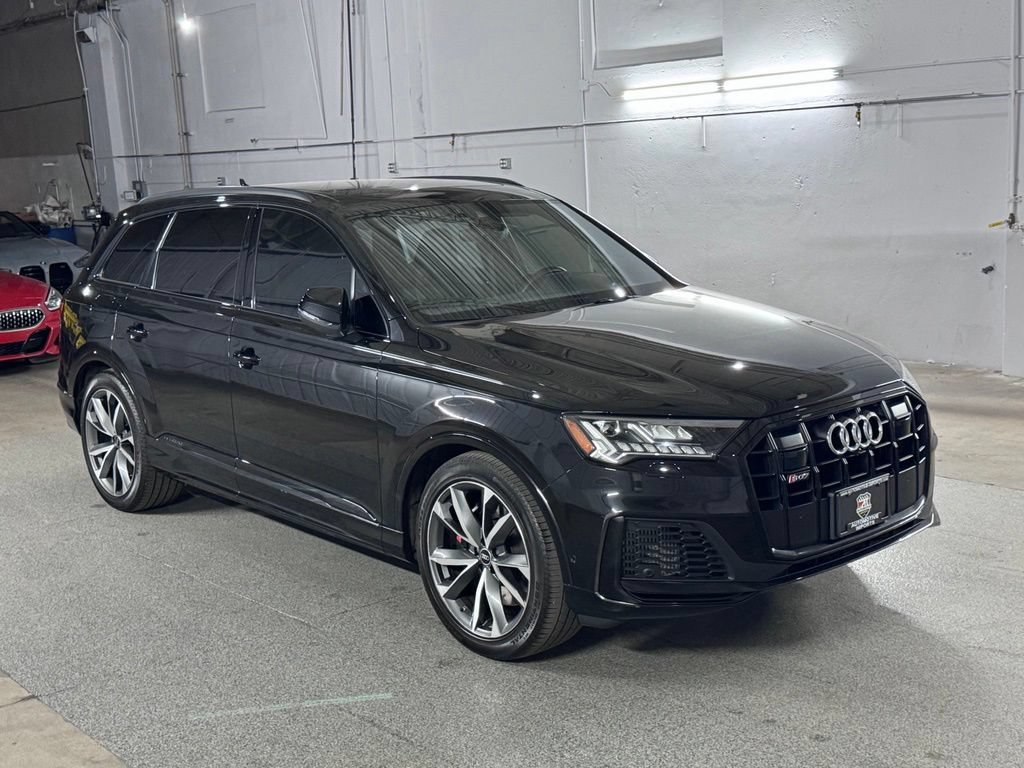 Used 2024 Audi SQ7 Premium Plus AWD/4WD image 3