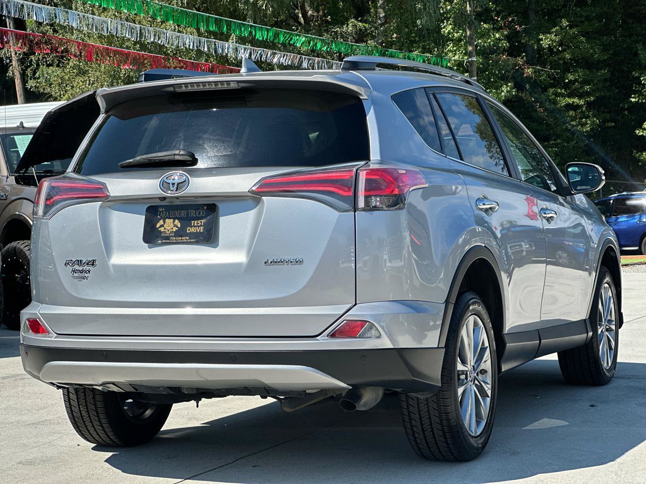 Used 2017 Toyota RAV4 Limited FWD image 7