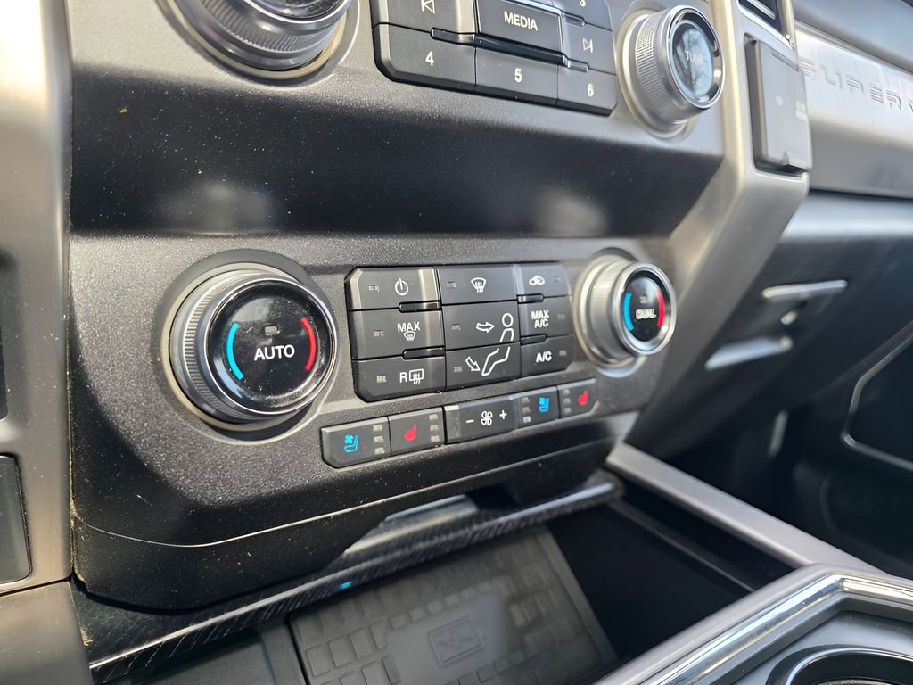 Used 2021 Ford F250 Platinum image 28