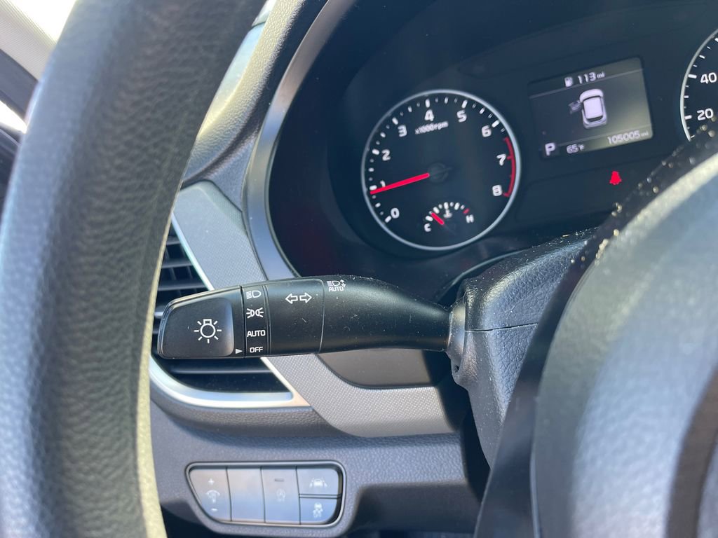 Used 2022 Kia Seltos LX image 37