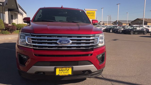 Used 2018 Ford Expedition XLT w/ Equipment Group 202A AWD/4WD image 4
