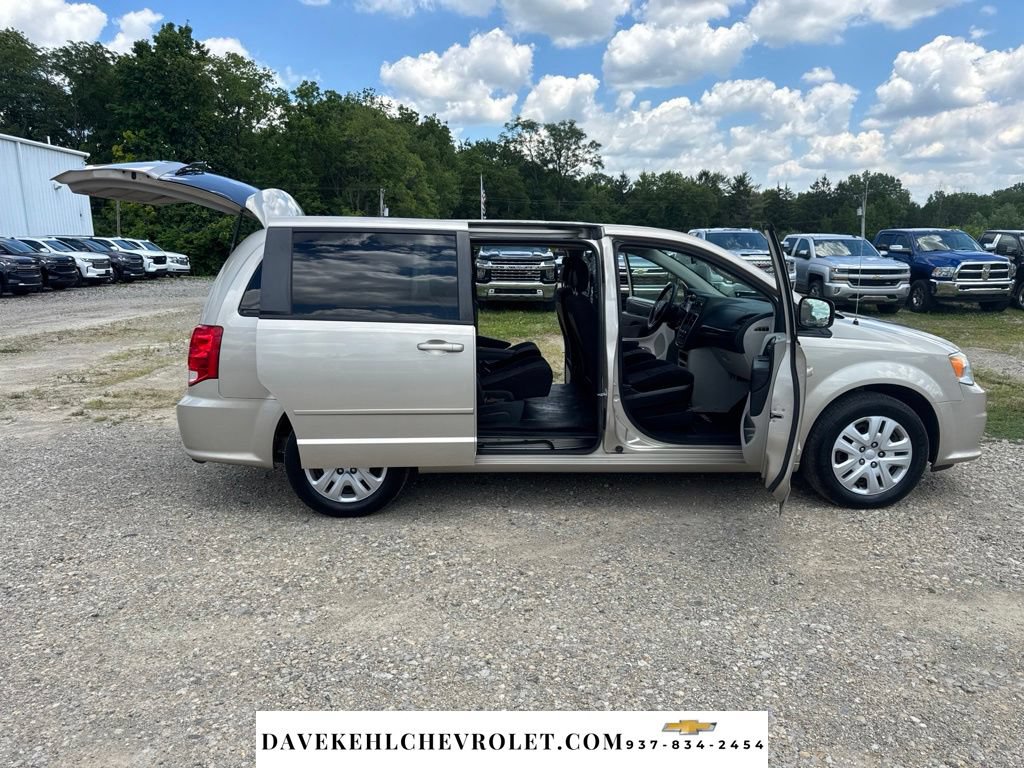 Used 2014 Dodge Grand Caravan SE w/ Quick Order Package 29E SE FWD image 15