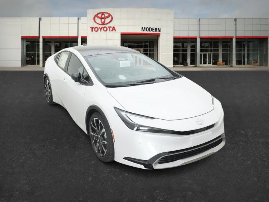 New 2026 Toyota Prius Plug-In Hybrid FWD image 32