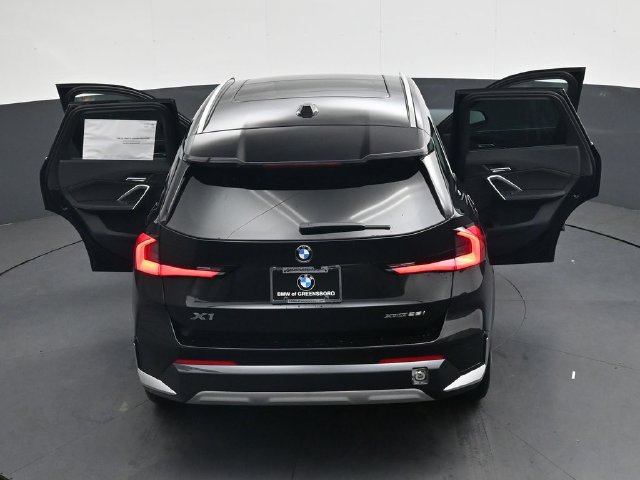 New 2027 BMW X1 xDrive28i w/ Convenience Package AWD/4WD image 44
