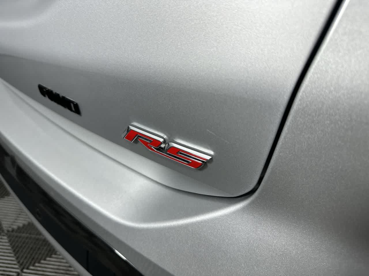 Used 2022 Chevrolet Equinox RS AWD/4WD image 24