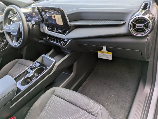 New 2026 Chevrolet Equinox LT w/ LPO, Floor Liner Package image 30