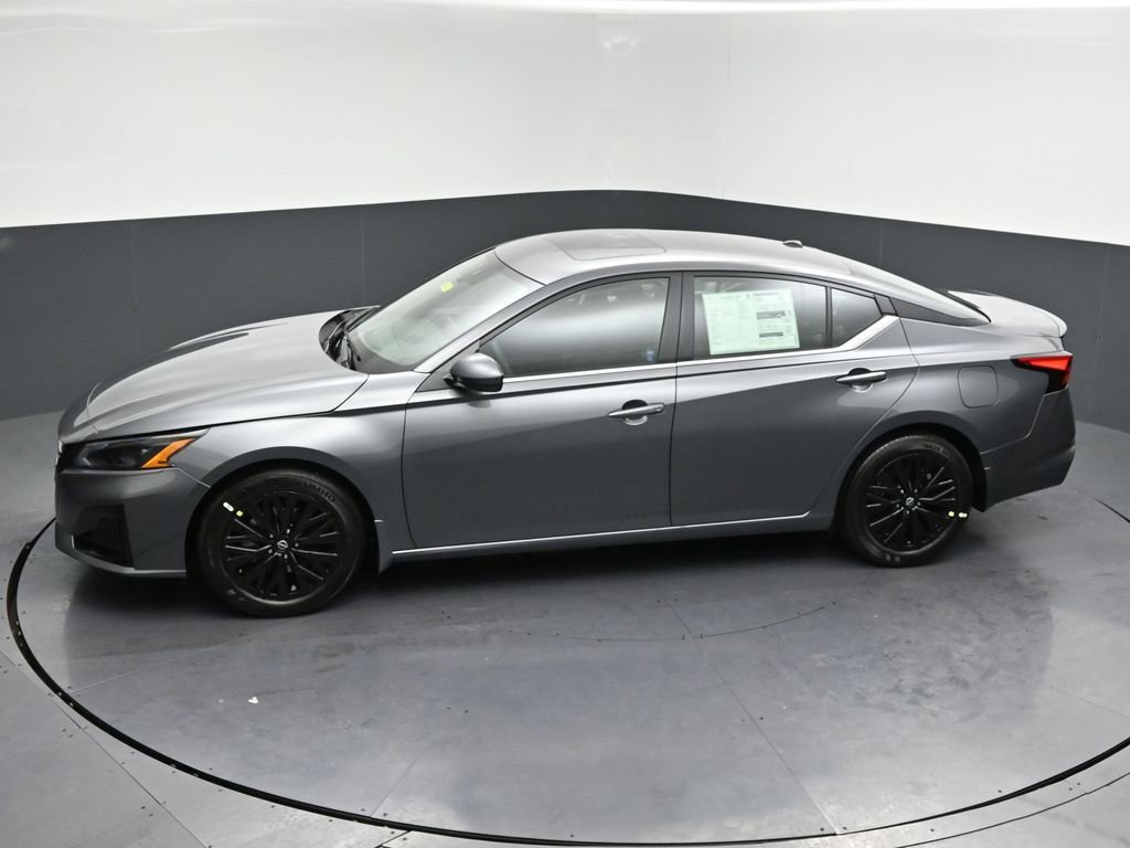 New 2026 Nissan Altima 2.5 SV FWD image 25