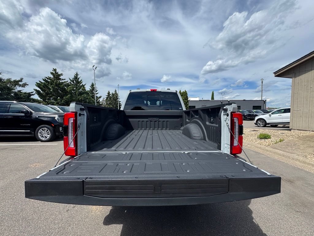 Used 2026 Ford F250 Platinum AWD/4WD image 12