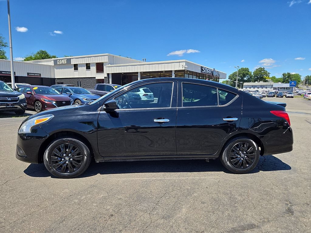 Used 2018 Nissan Versa SV FWD image 8