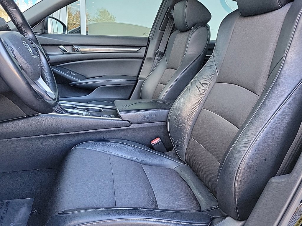 Used 2018 Honda Accord Sport image 10