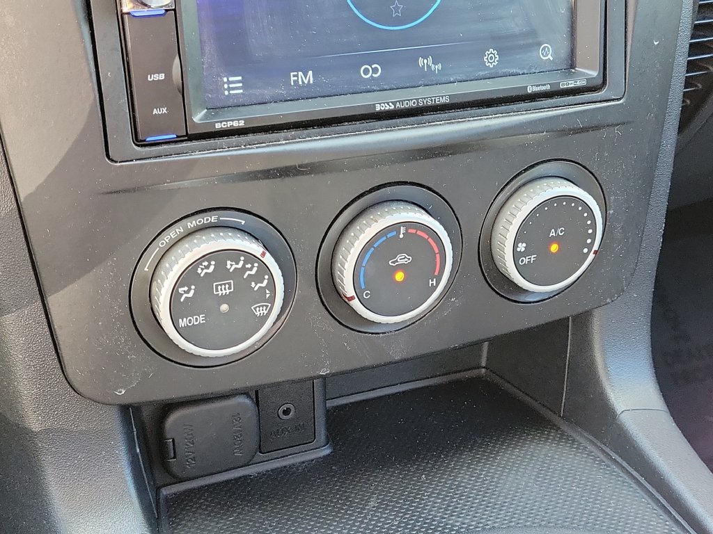 Used 2014 MAZDA MX-5 Miata Sport RWD image 16