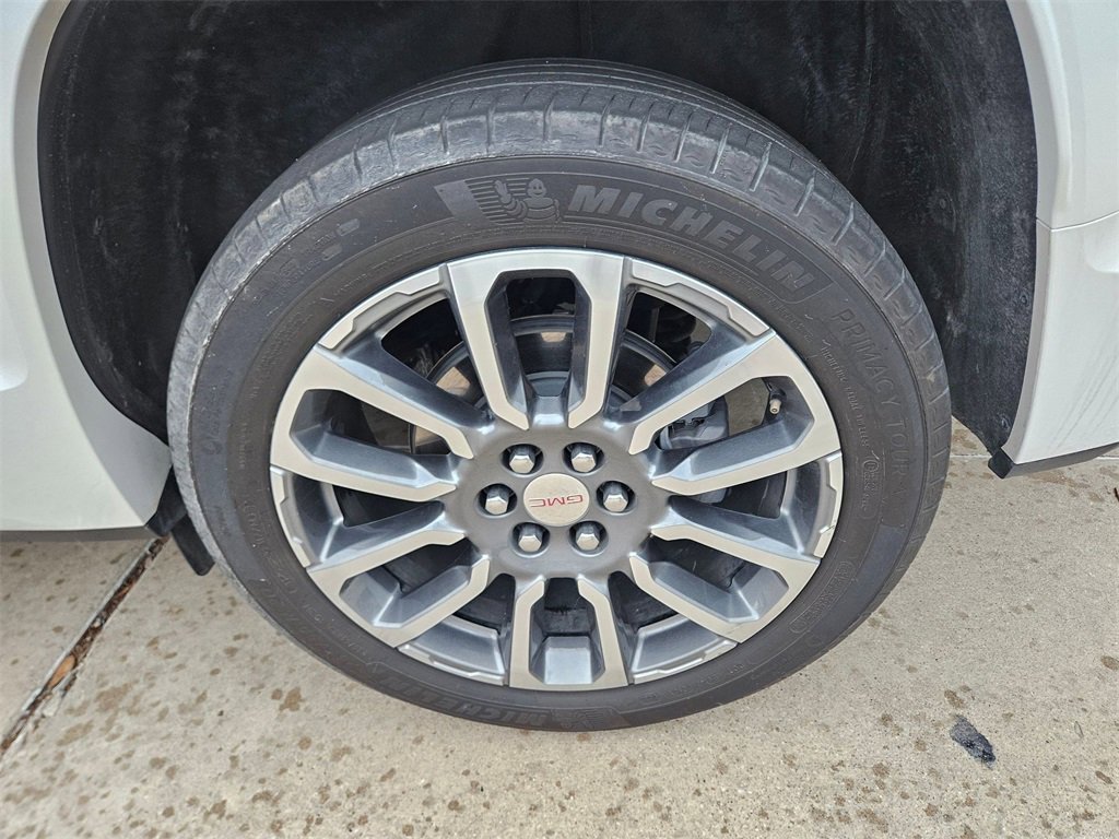 Used 2022 GMC Acadia Denali image 10