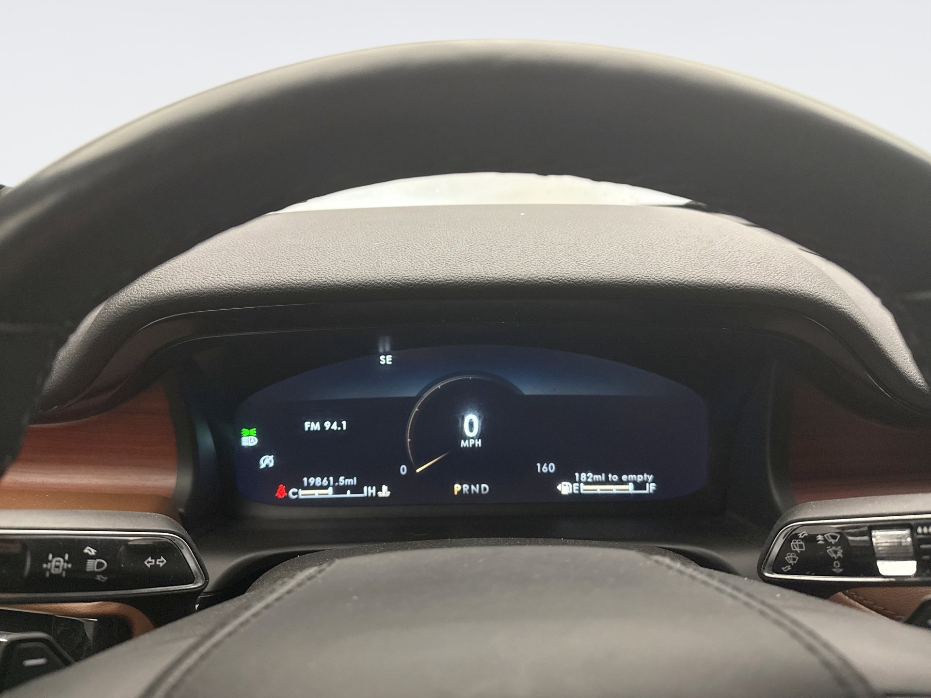 Used 2022 Lincoln Aviator Reserve w/ Equipment Group 201A image 9