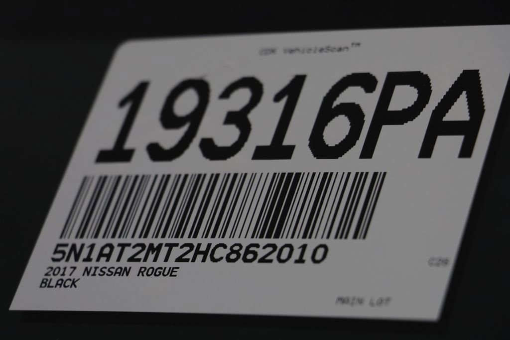 Used 2017 Nissan Rogue SV image 25