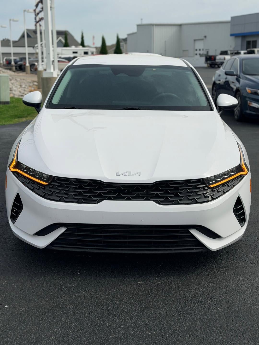 Used 2022 Kia K5 LXS FWD image 2