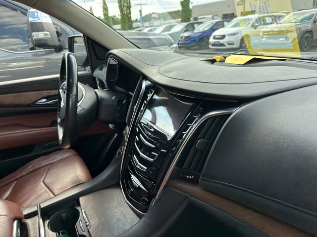 Used 2015 Cadillac Escalade ESV Premium AWD/4WD image 13