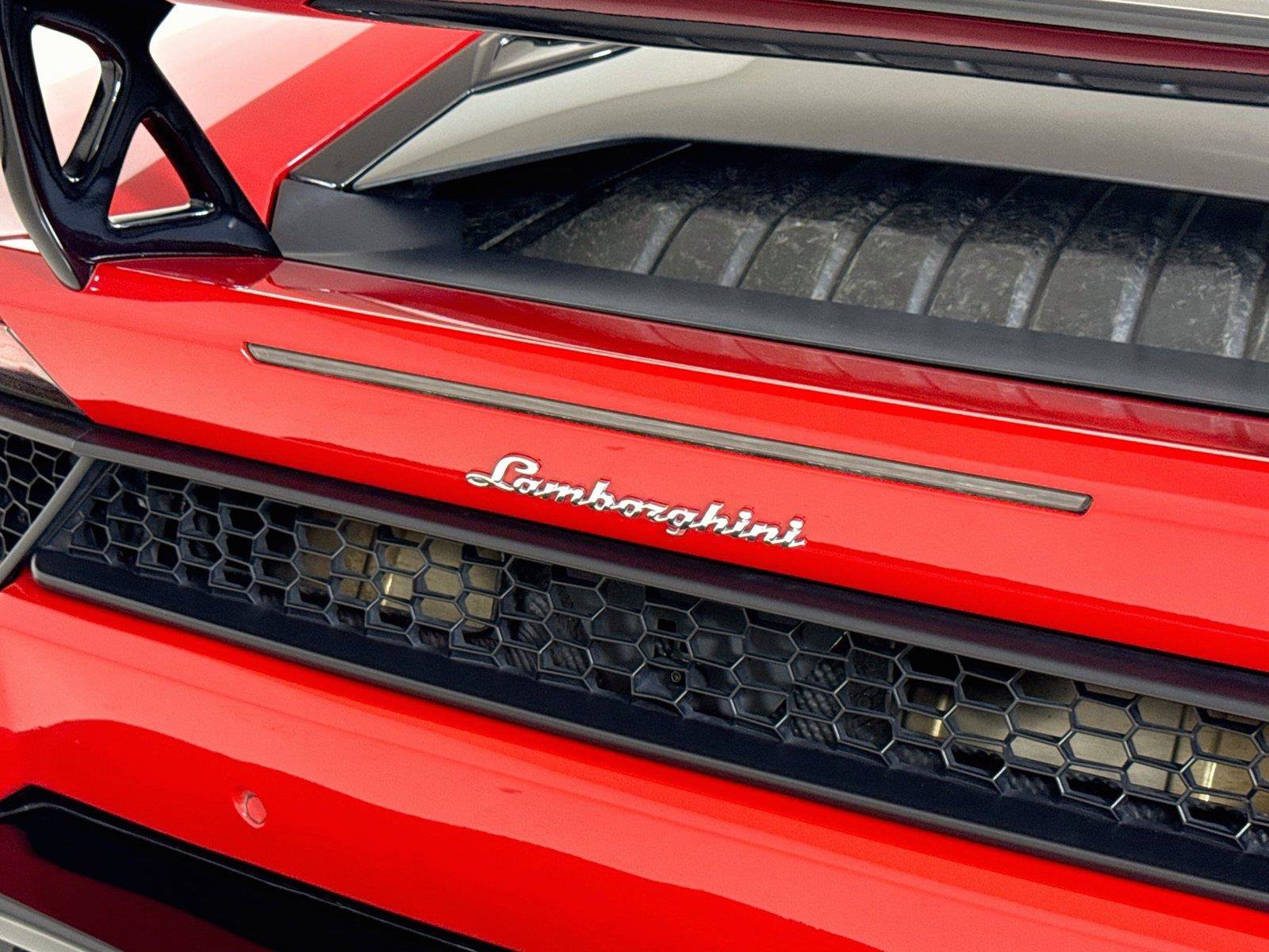 Used 2016 Lamborghini Huracan LP 580-2 RWD image 34