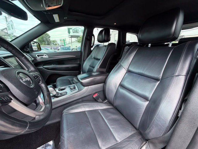 Used 2018 Jeep Grand Cherokee Limited AWD/4WD image 14