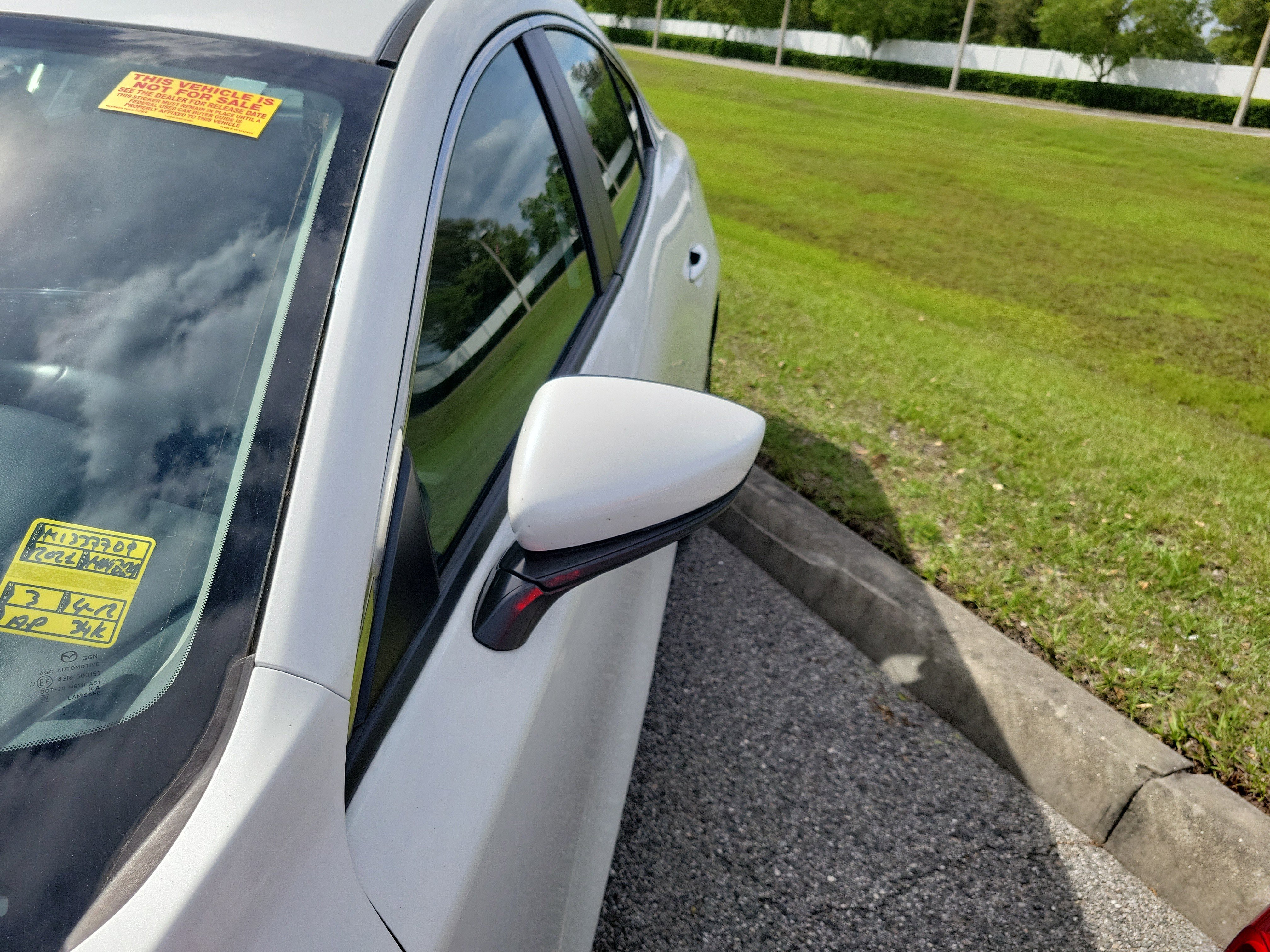 Used 2021 MAZDA MAZDA3 s image 25