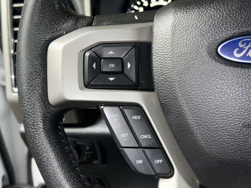 Used 2016 Ford F150 Lariat image 34