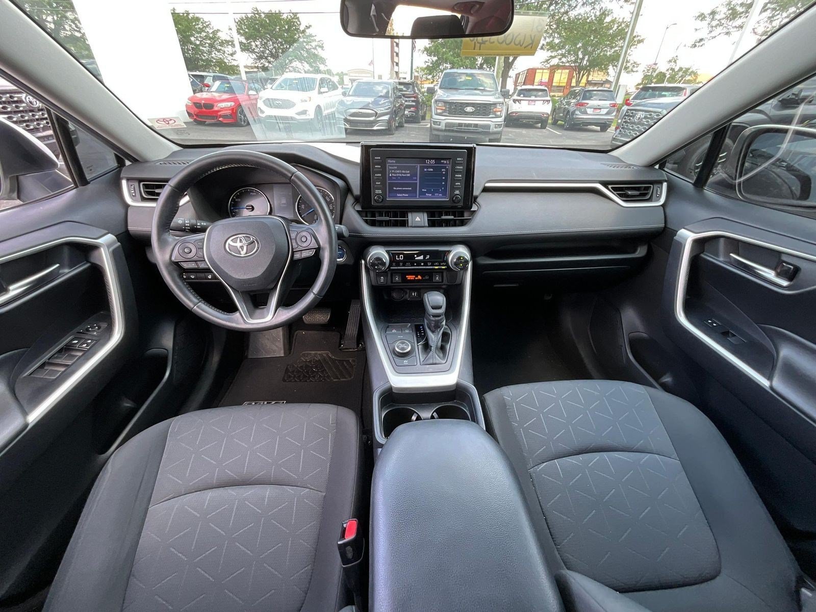 Used 2019 Toyota RAV4 XLE w/ Convenience Package AWD/4WD image 7