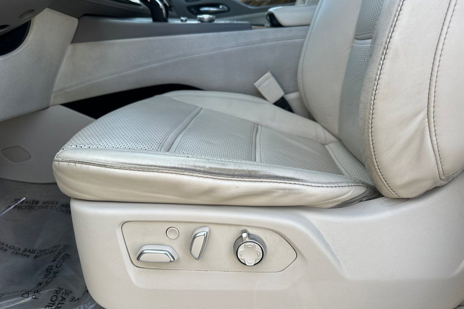 Used 2022 Cadillac Escalade Sport Platinum image 13