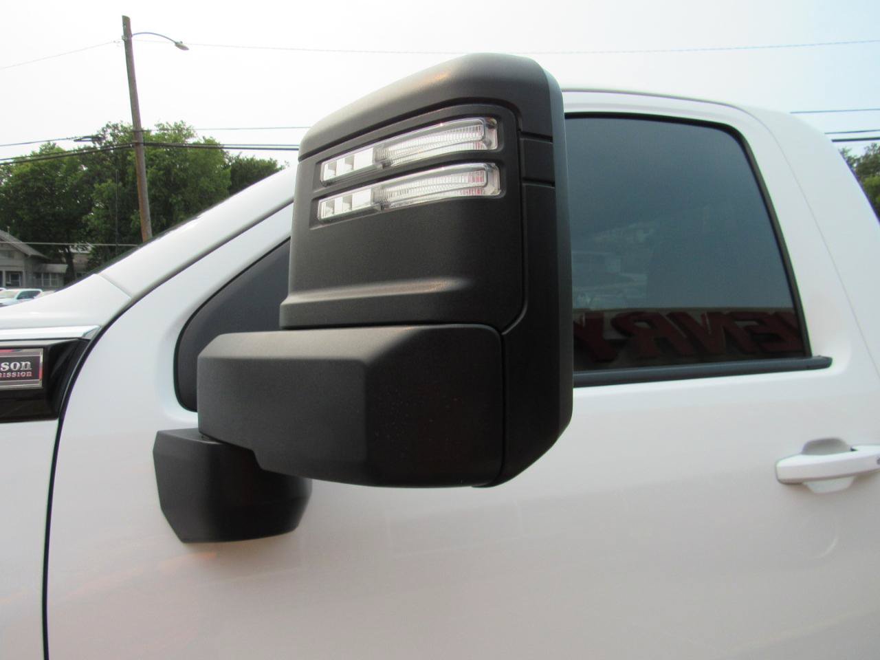 Used 2025 GMC Sierra 2500 SLE w/ SLE Convenience Package AWD/4WD image 17