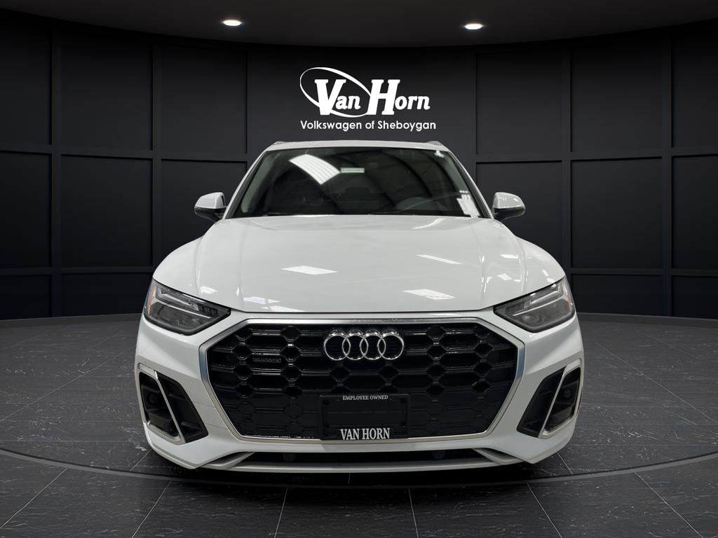 Used 2023 Audi Q5 2.0T Premium w/ Convenience Package image 11