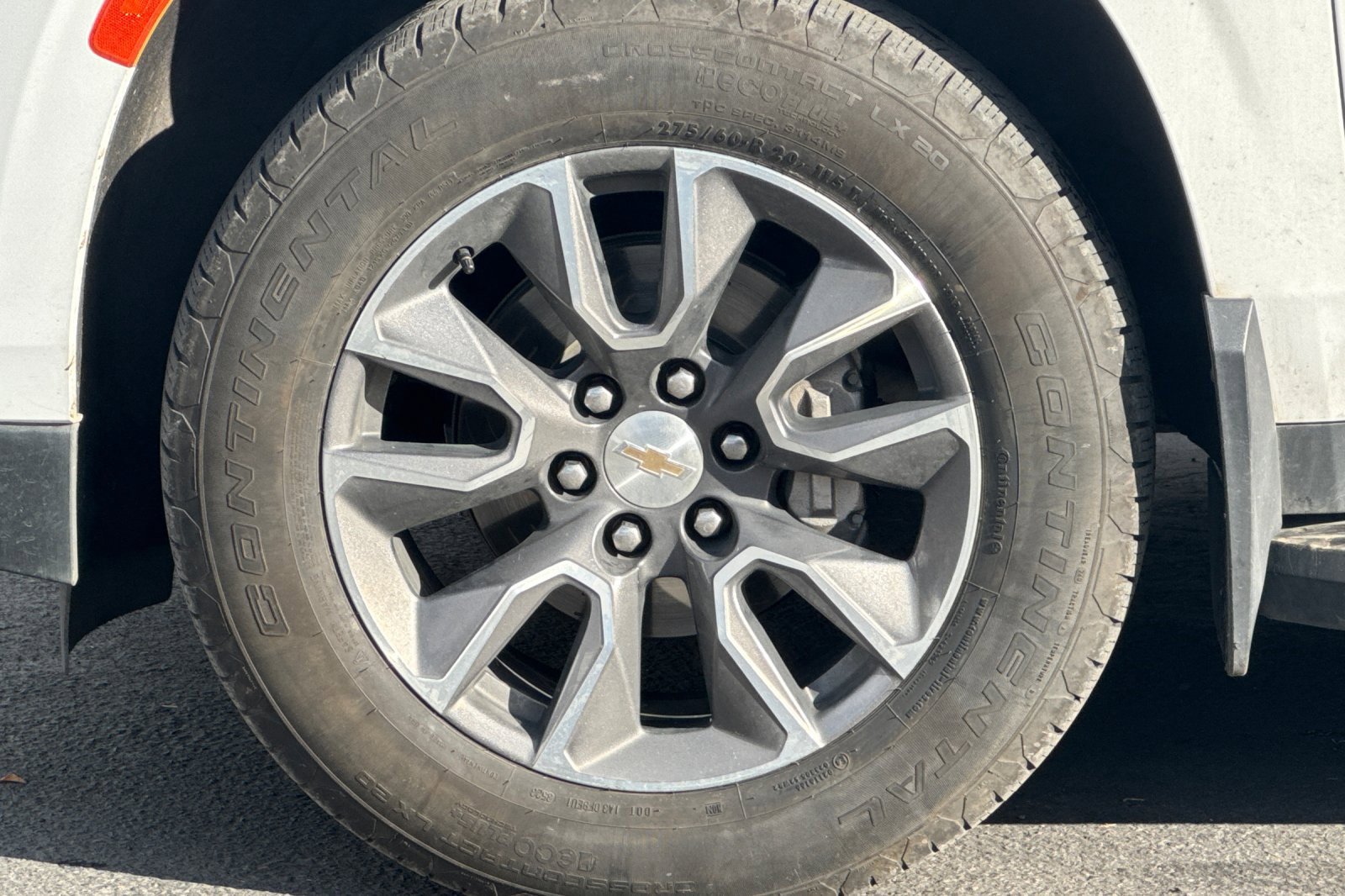 Used 2023 Chevrolet Tahoe LT w/ Luxury Package image 46