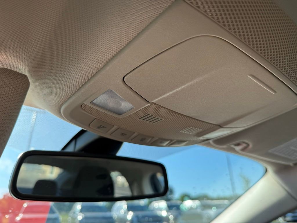 Used 2019 Ford Fusion SE FWD image 20