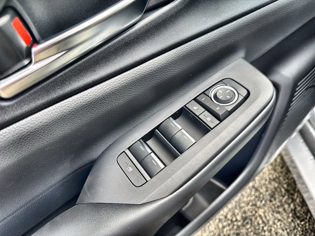 New 2026 Toyota Prius Plug-In Hybrid image 23