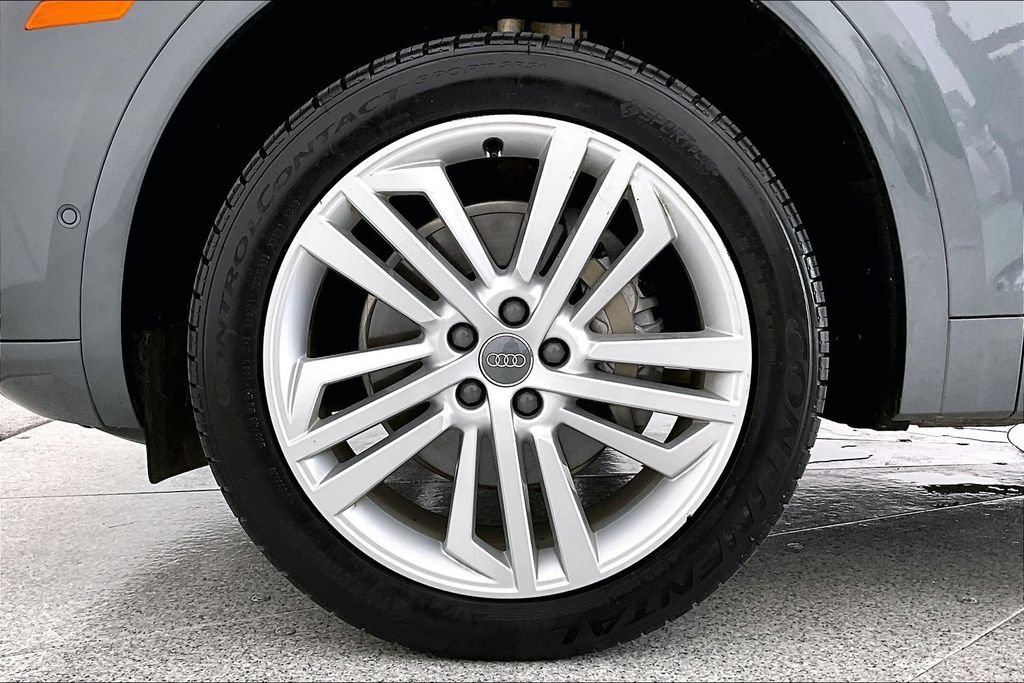Used 2020 Audi Q5 Prestige w/ Prestige Package AWD/4WD image 11
