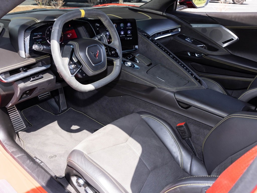 Used 2020 Chevrolet Corvette Stingray Premium Cpe w/ 3LT Preferred Equipment Group image 2