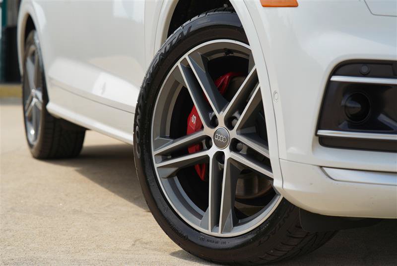Used 2019 Audi SQ5 Prestige AWD/4WD image 16
