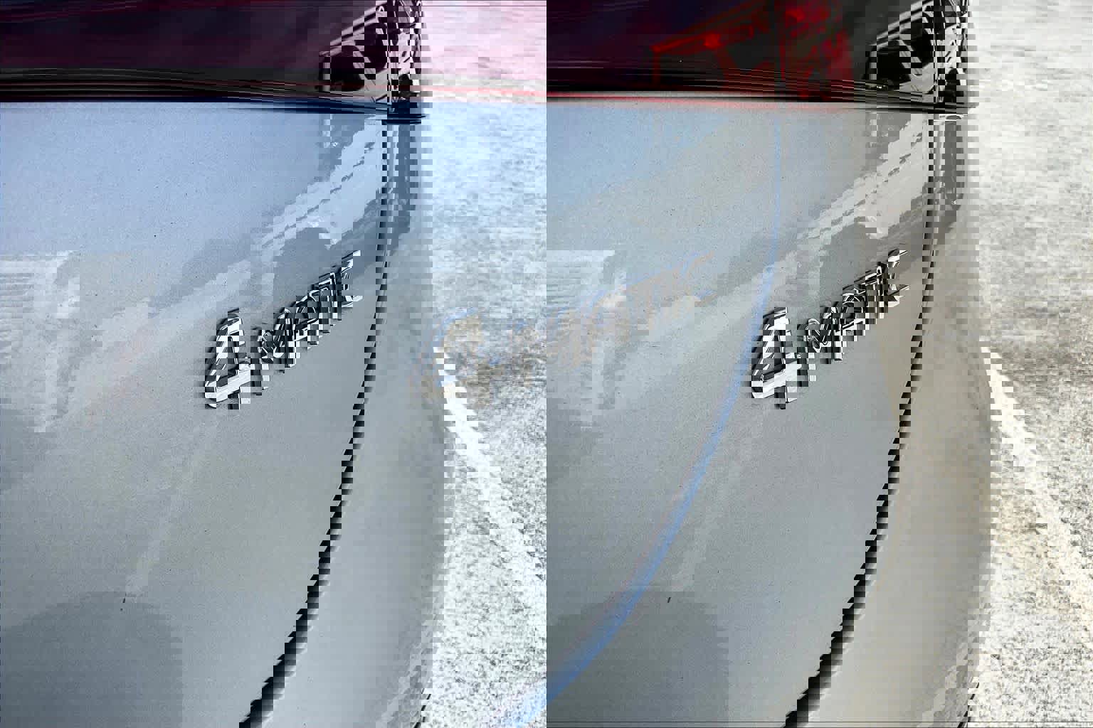 Used 2023 Mercedes-Benz EQE 500 4MATIC Sedan w/ Exclusive Trim Package image 9