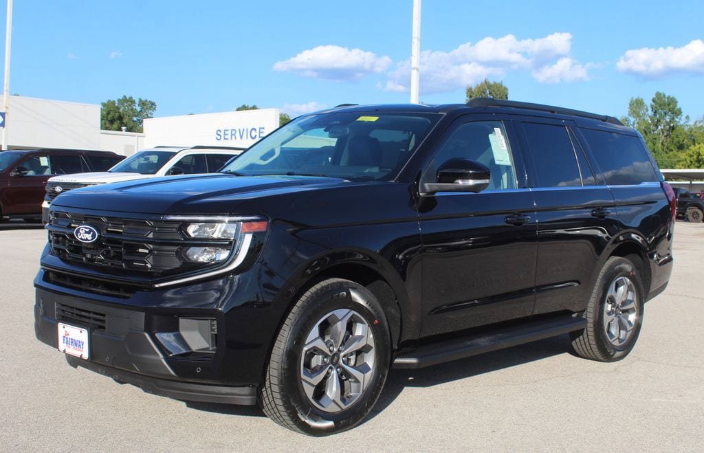 New 2027 Ford Expedition Active RWD image 5