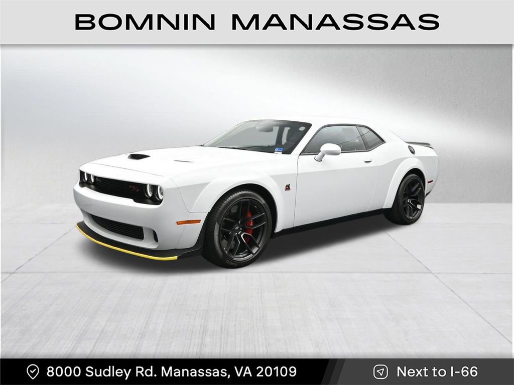 Used 2022 Dodge Challenger R/T Scat Pack RWD image 1