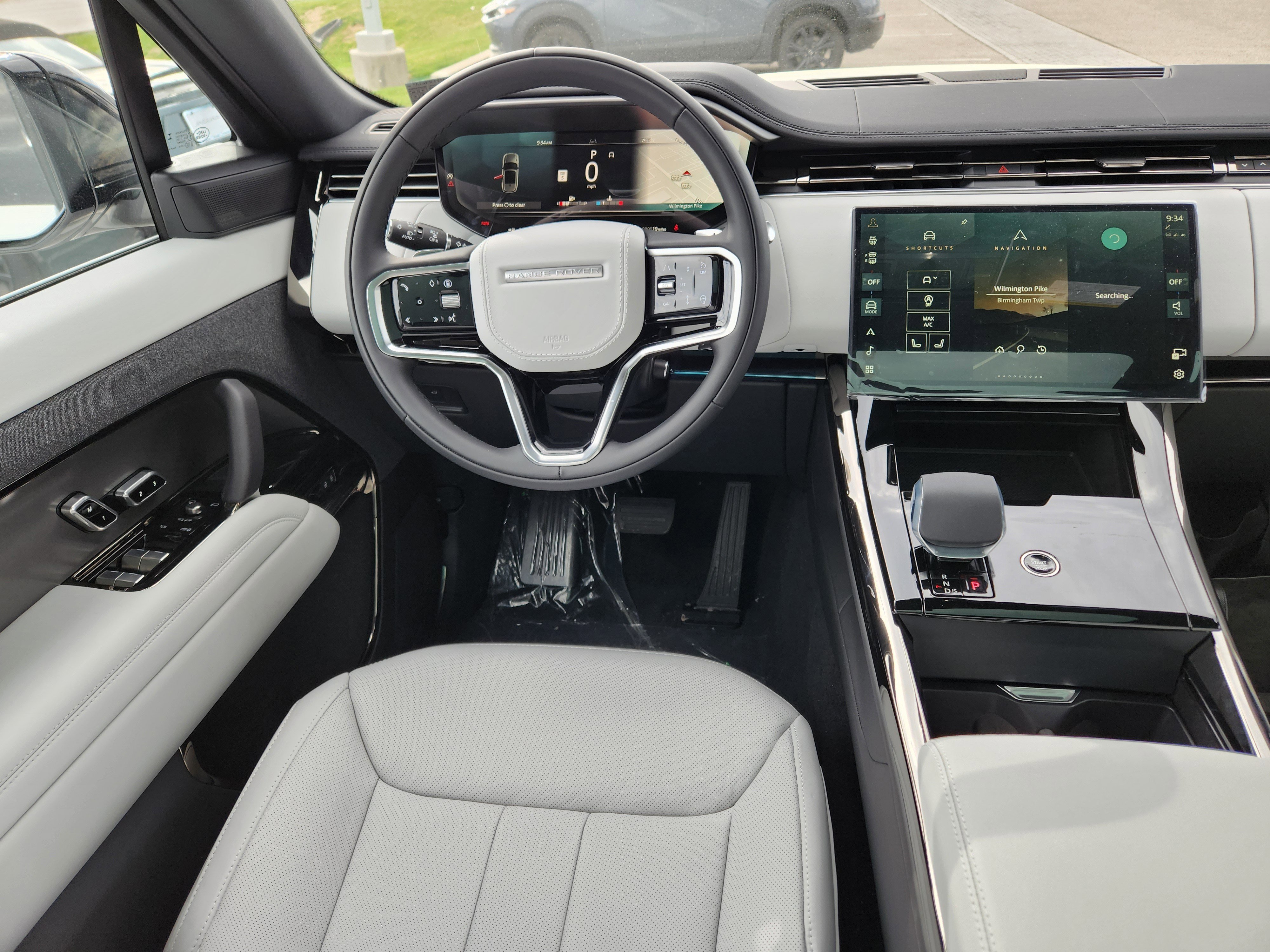 New 2026 Land Rover Range Rover Sport SE AWD/4WD image 14