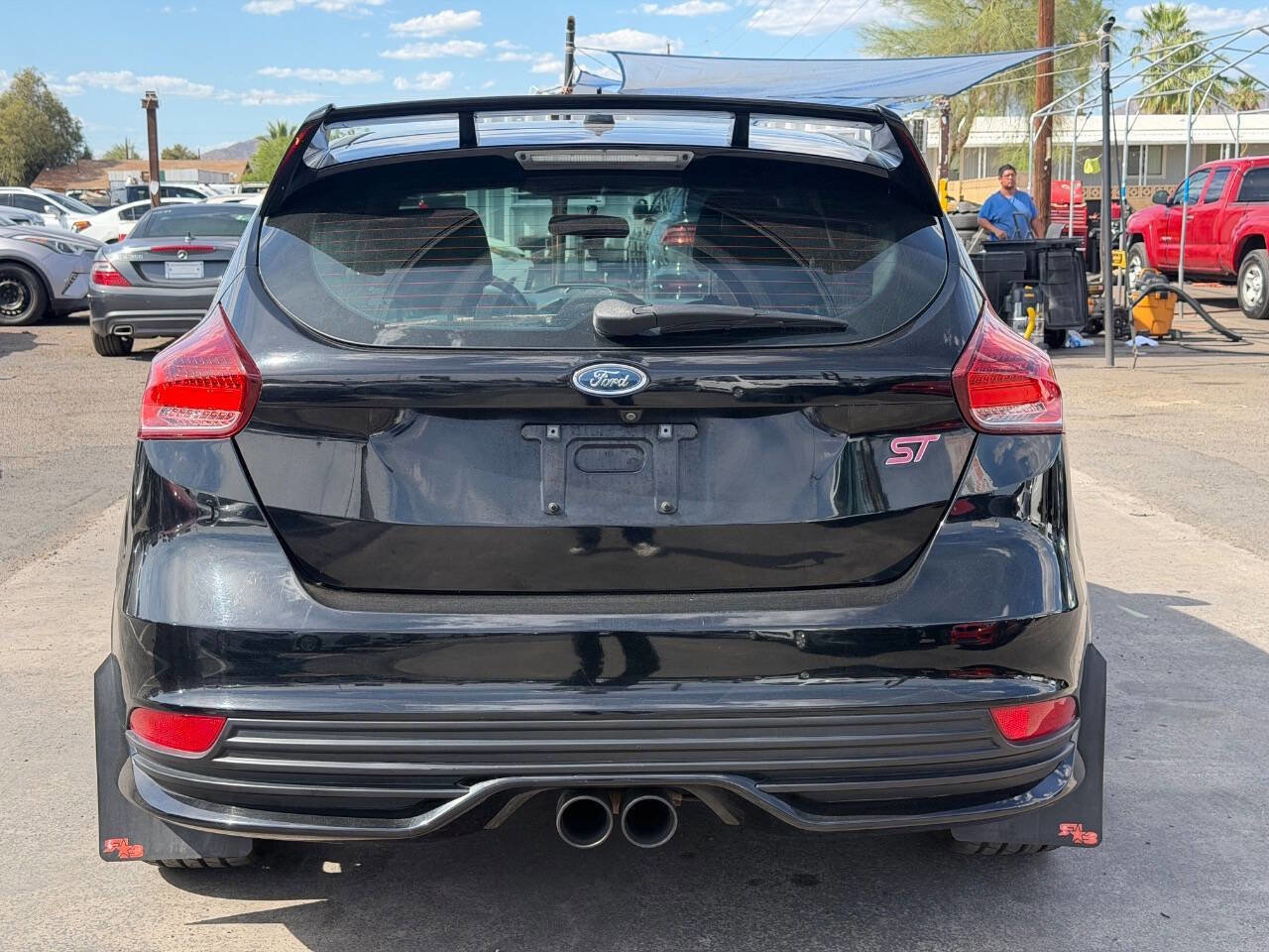 Used 2016 Ford Focus ST FWD image 7