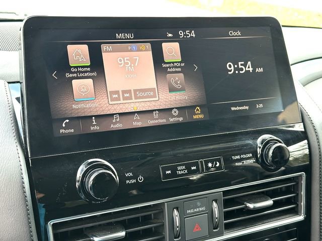 Used 2024 Nissan Armada SV image 14