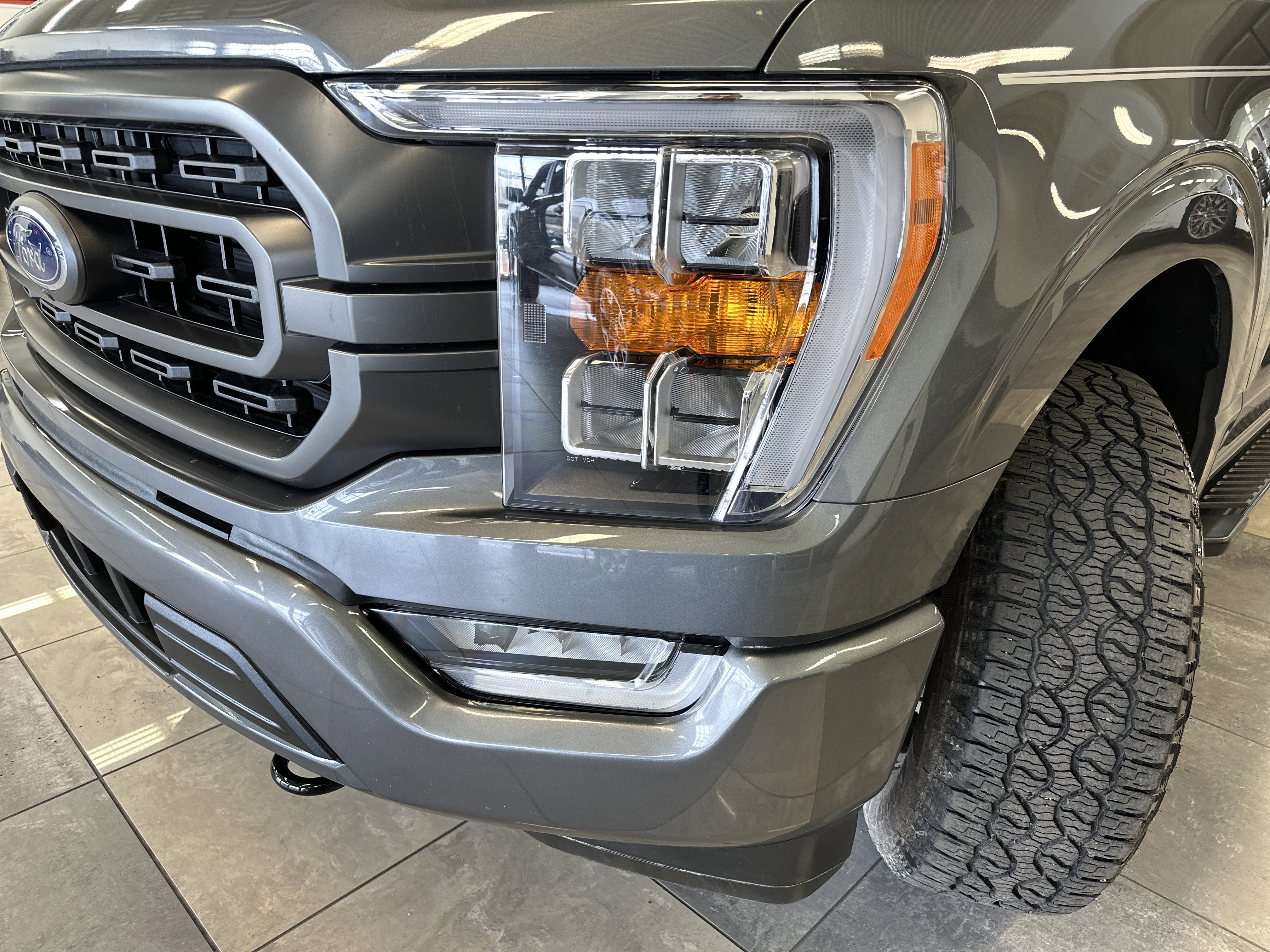 Certified 2023 Ford F150 XLT w/ Equipment Group 302A High image 20