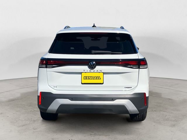 New 2025 Volkswagen Tiguan SE image 5